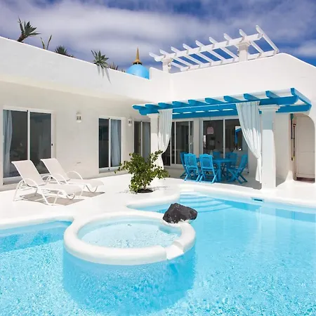 34 * Corralejo